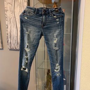 COPY - A&F Women’s harper super skinny jeans